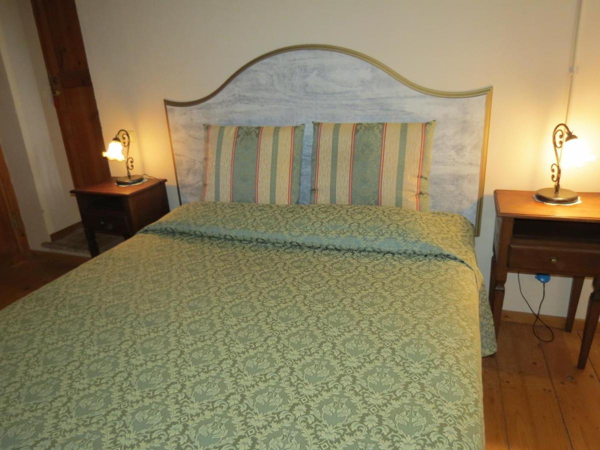 Agriturismo Borgo Del Papa Badia  Exteriör bild