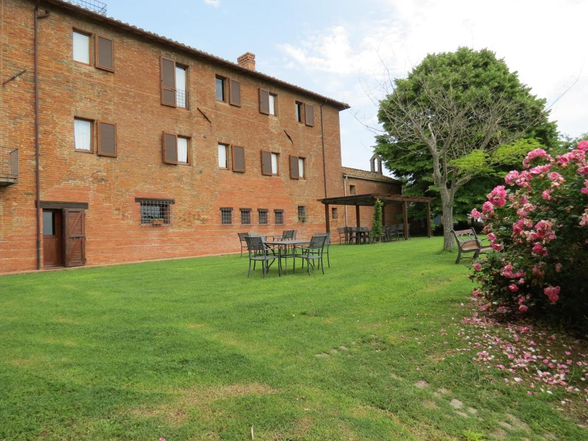 Agriturismo Borgo Del Papa Badia  Exteriör bild
