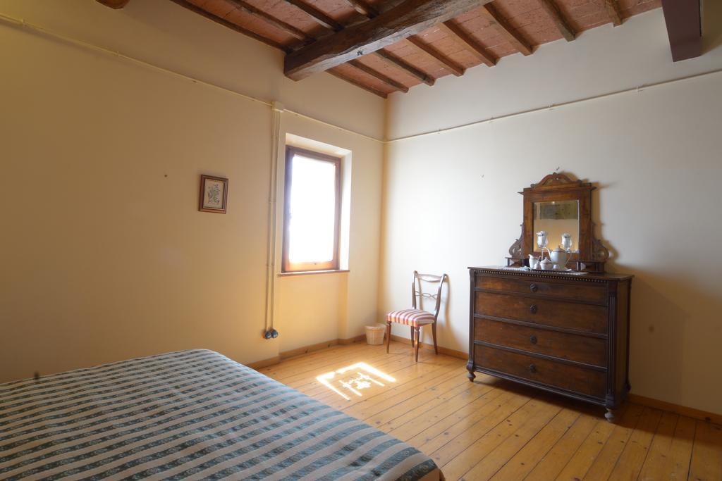 Agriturismo Borgo Del Papa Badia  Exteriör bild
