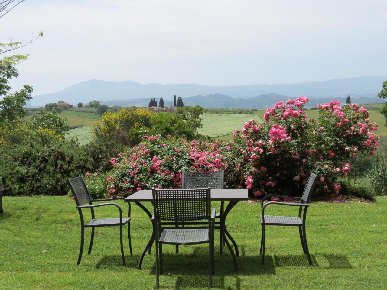 Agriturismo Borgo Del Papa Badia  Exteriör bild